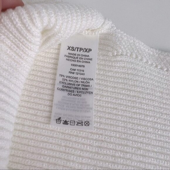 Dynamite - Women’s White sleeveless stretchable sweater. Size: XS - Picture 6 of 8